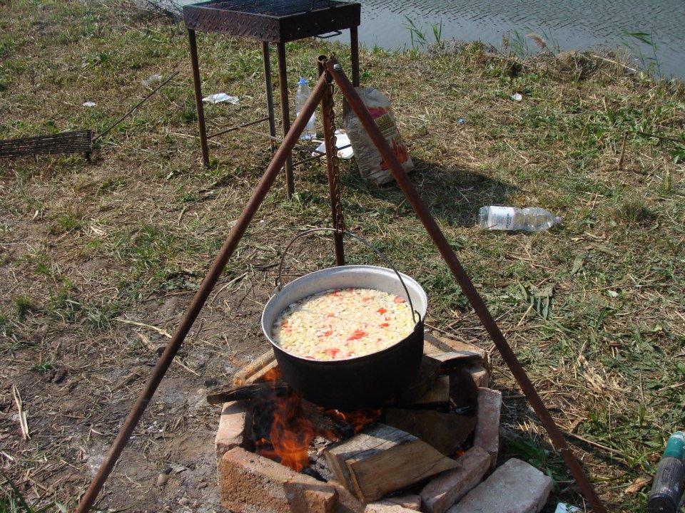 2012 - 4837021044579564174361786812213n.jpg